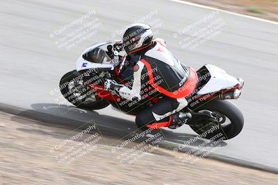 media/Mar-05-2023-TrackXperience (Sun) [[a95d40e56a]]/Group 2/session 2 turn 4/